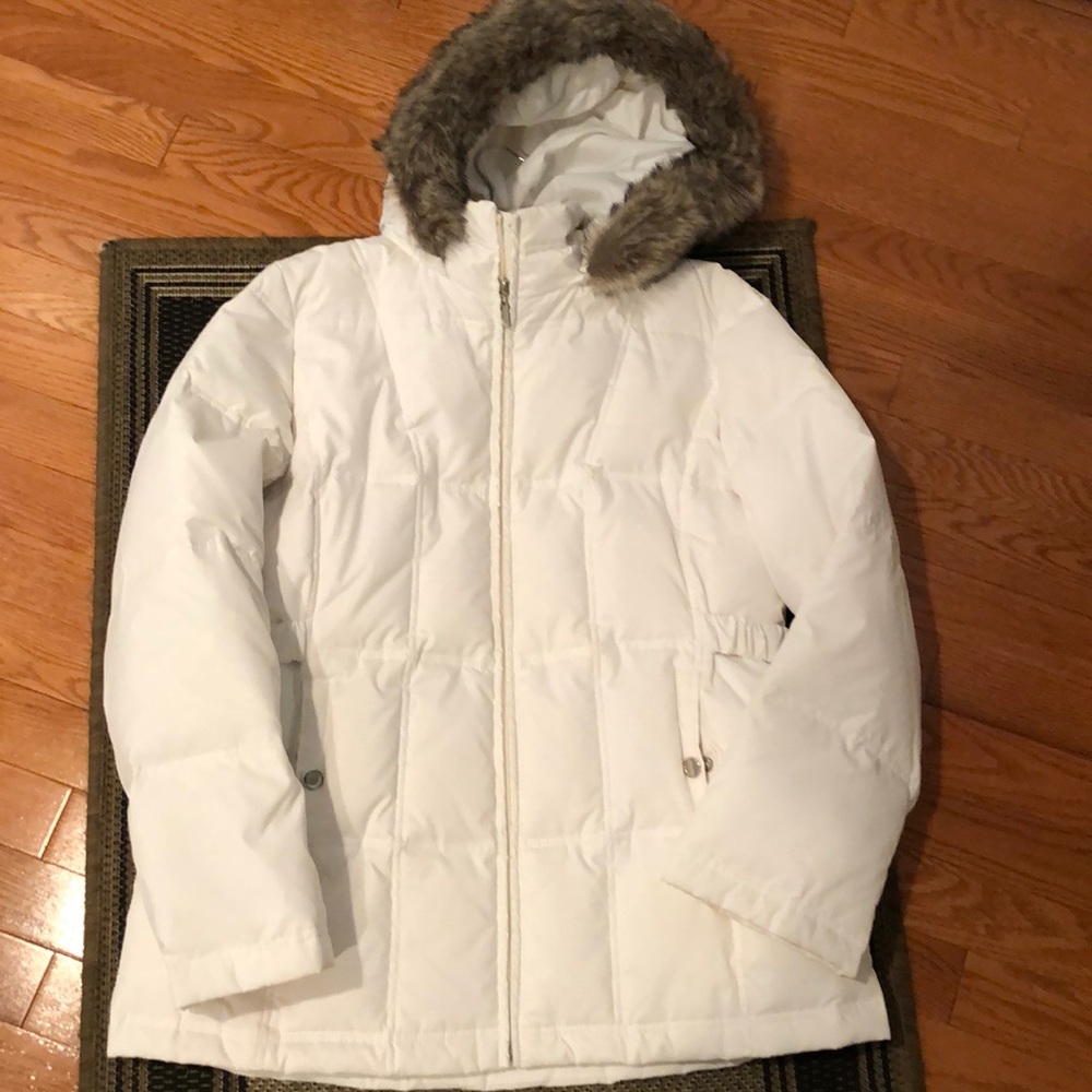 Faded Glory puff jacket with detachable hood.